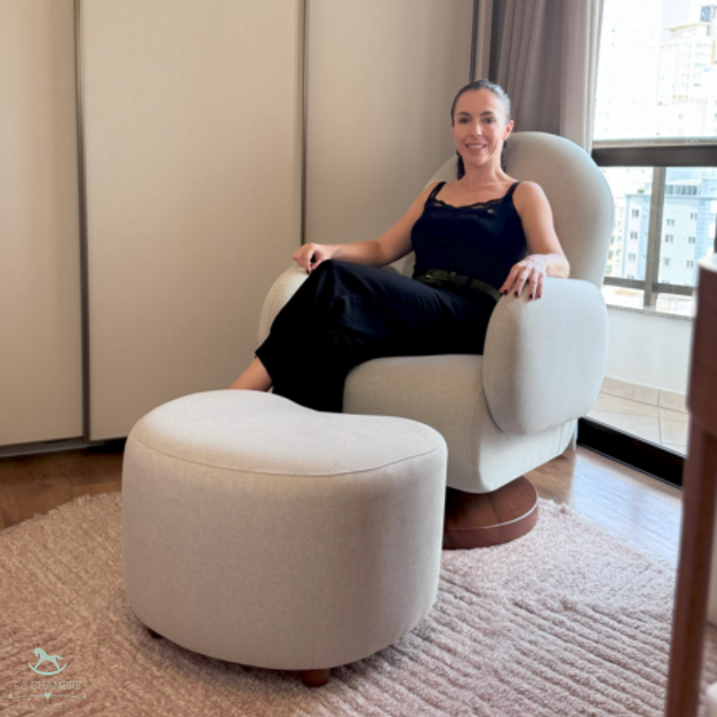 poltrona curve cinza
